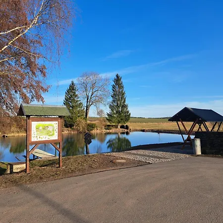 Am Teich Apartment Schloeben