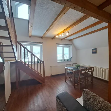 Apartment Am Teich Schloeben